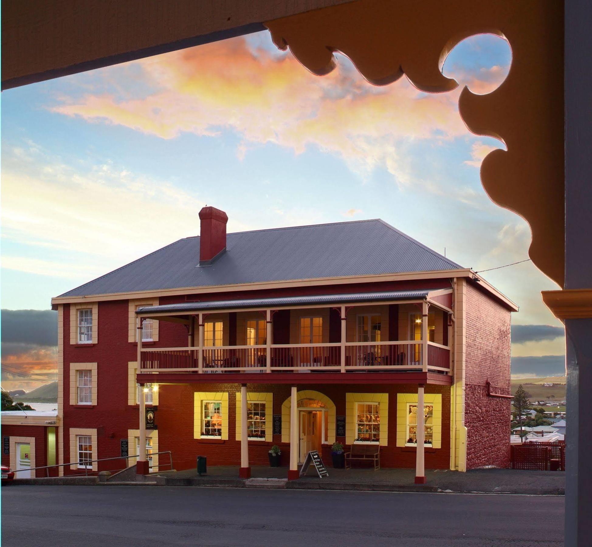 Stanley Hotel & Apartments Exterior foto